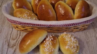 pains au lait dans un corbeil ont moins de 400 calories