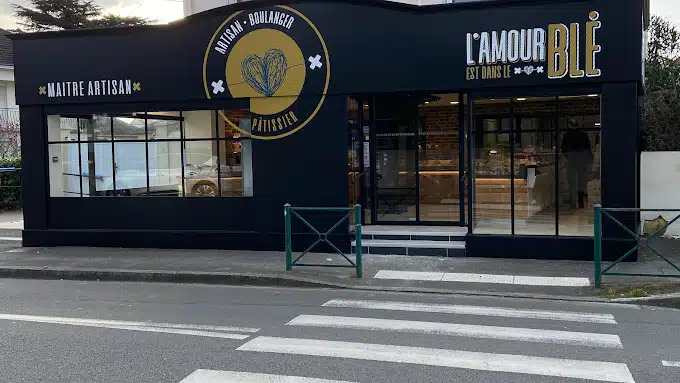 façade de l'amour est dans le blé de saint-sébastien-sur-loire