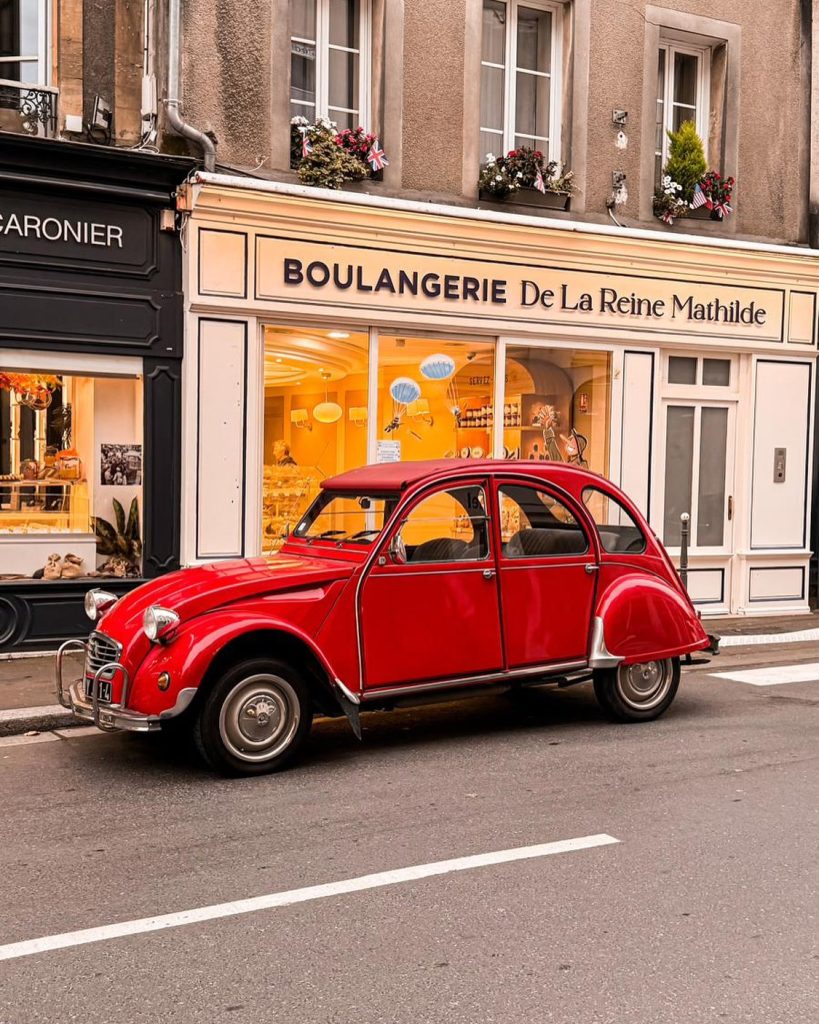 facade de Pâtisserie À La Reine Mathilde de bayeux