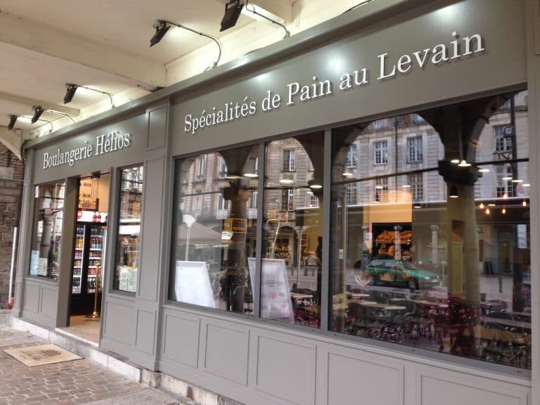 façade la boulangerie Le pain Hélios