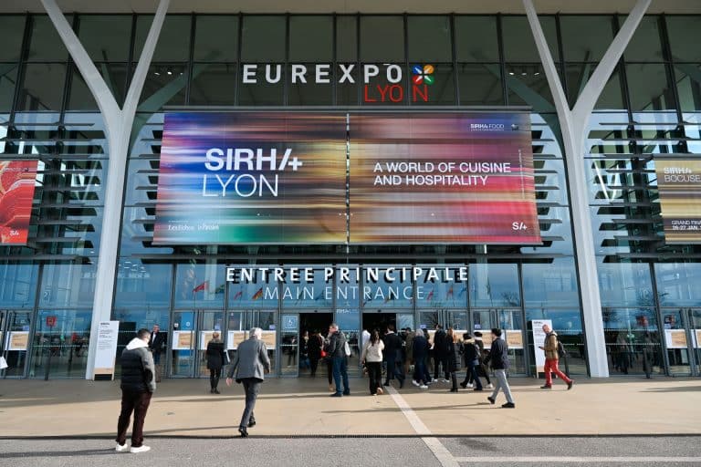 façade eurexpo lyon sirha